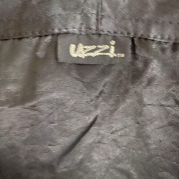 Vintage UZZI AMPHIBIOUS GEAR windbreaker. - Picture 9 of 14